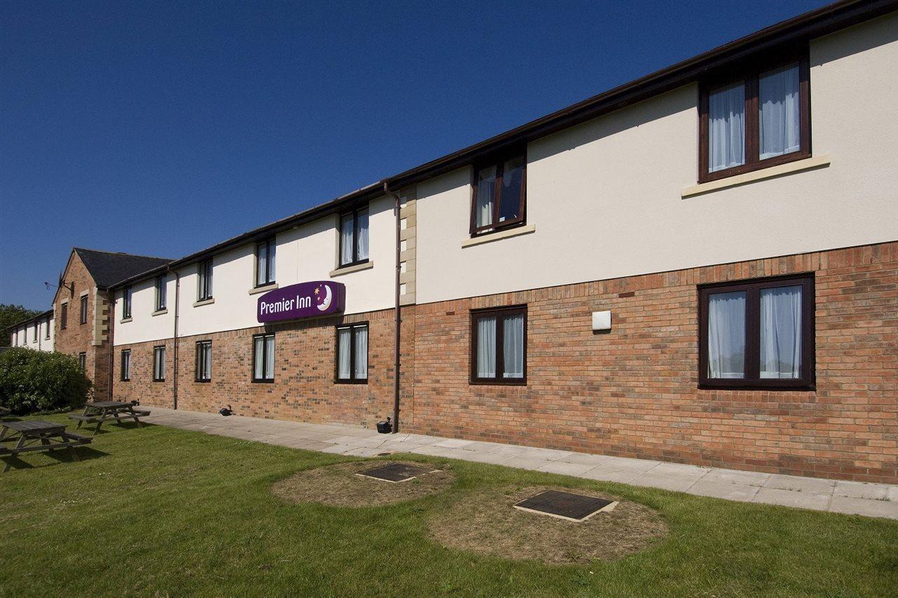 Syresham Premier Inn Premier Inn Silverstone מראה חיצוני תמונה