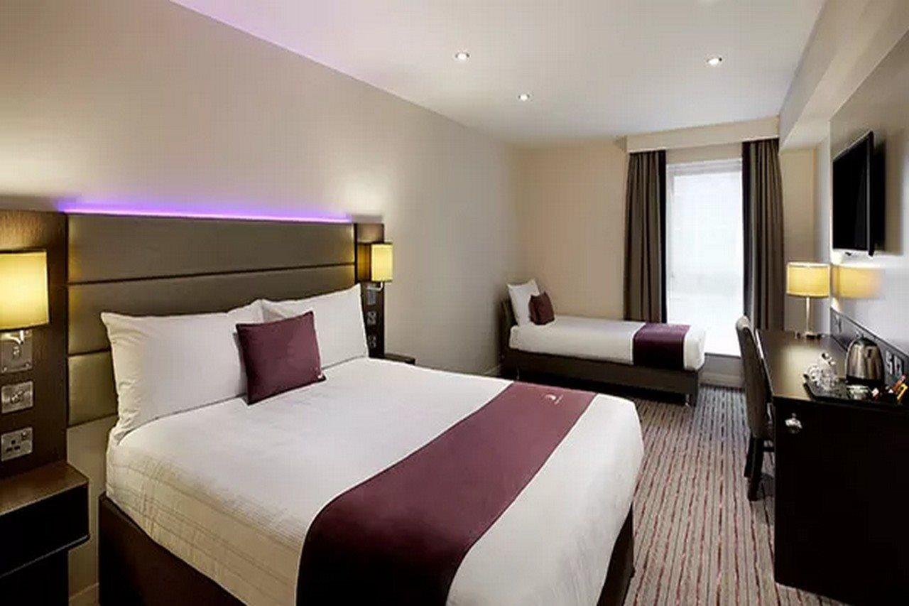 Syresham Premier Inn Premier Inn Silverstone מראה חיצוני תמונה