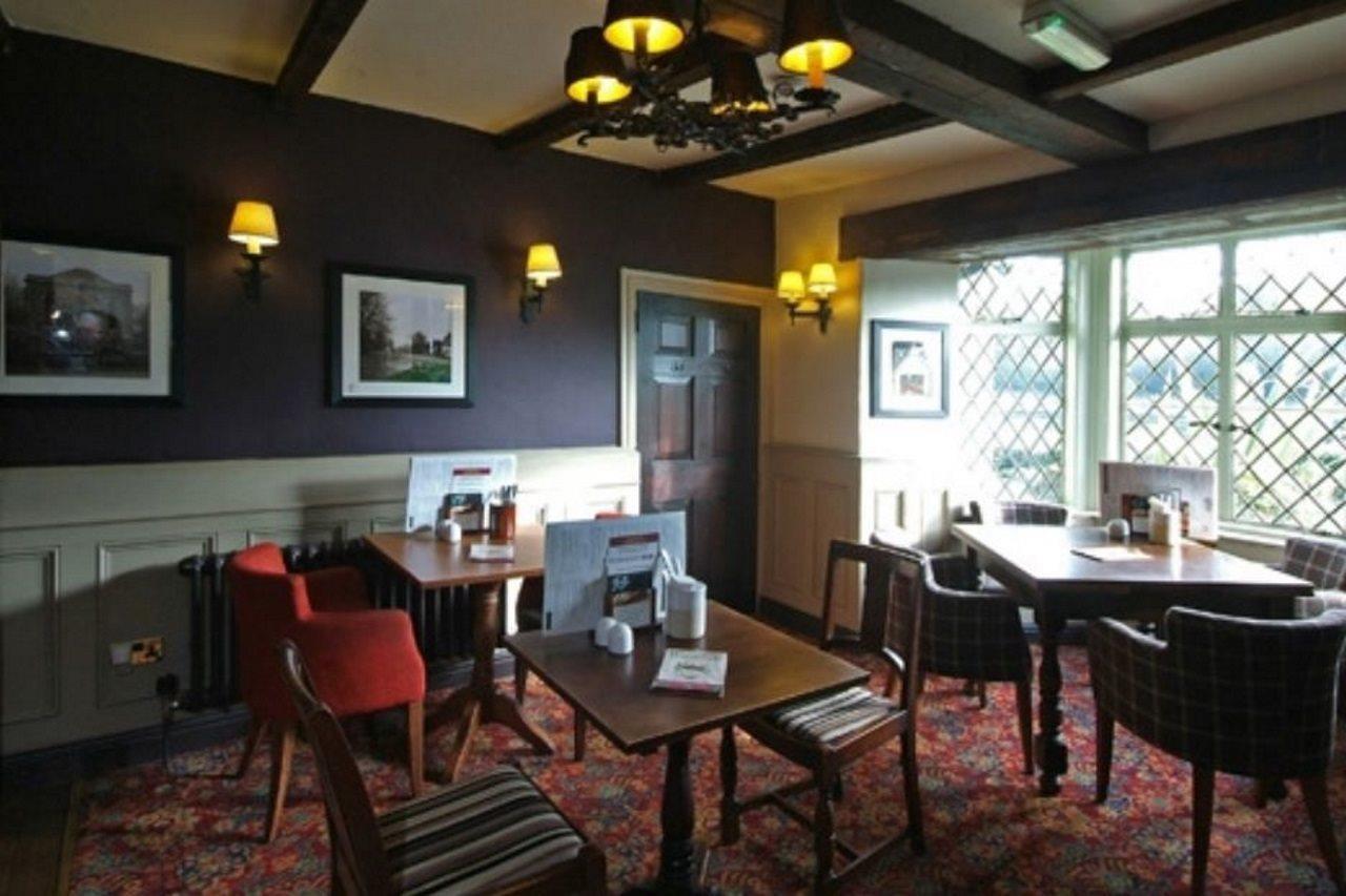 Syresham Premier Inn Premier Inn Silverstone מראה חיצוני תמונה