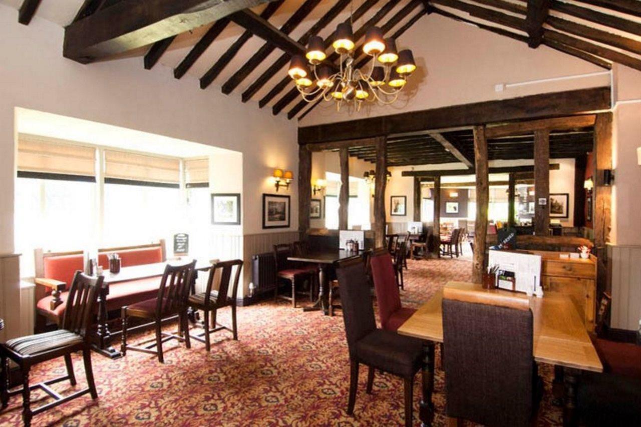 Syresham Premier Inn Premier Inn Silverstone מראה חיצוני תמונה